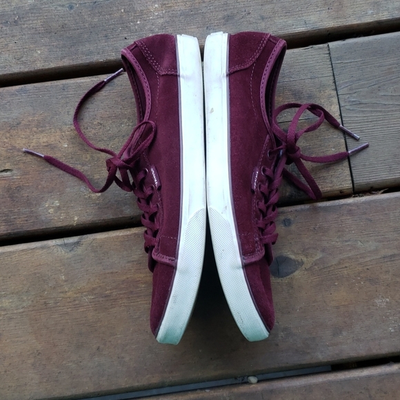 VANS Burgundy Suede Skate Shoes sz 7 Women's Sneakers - Picture 3 of 7